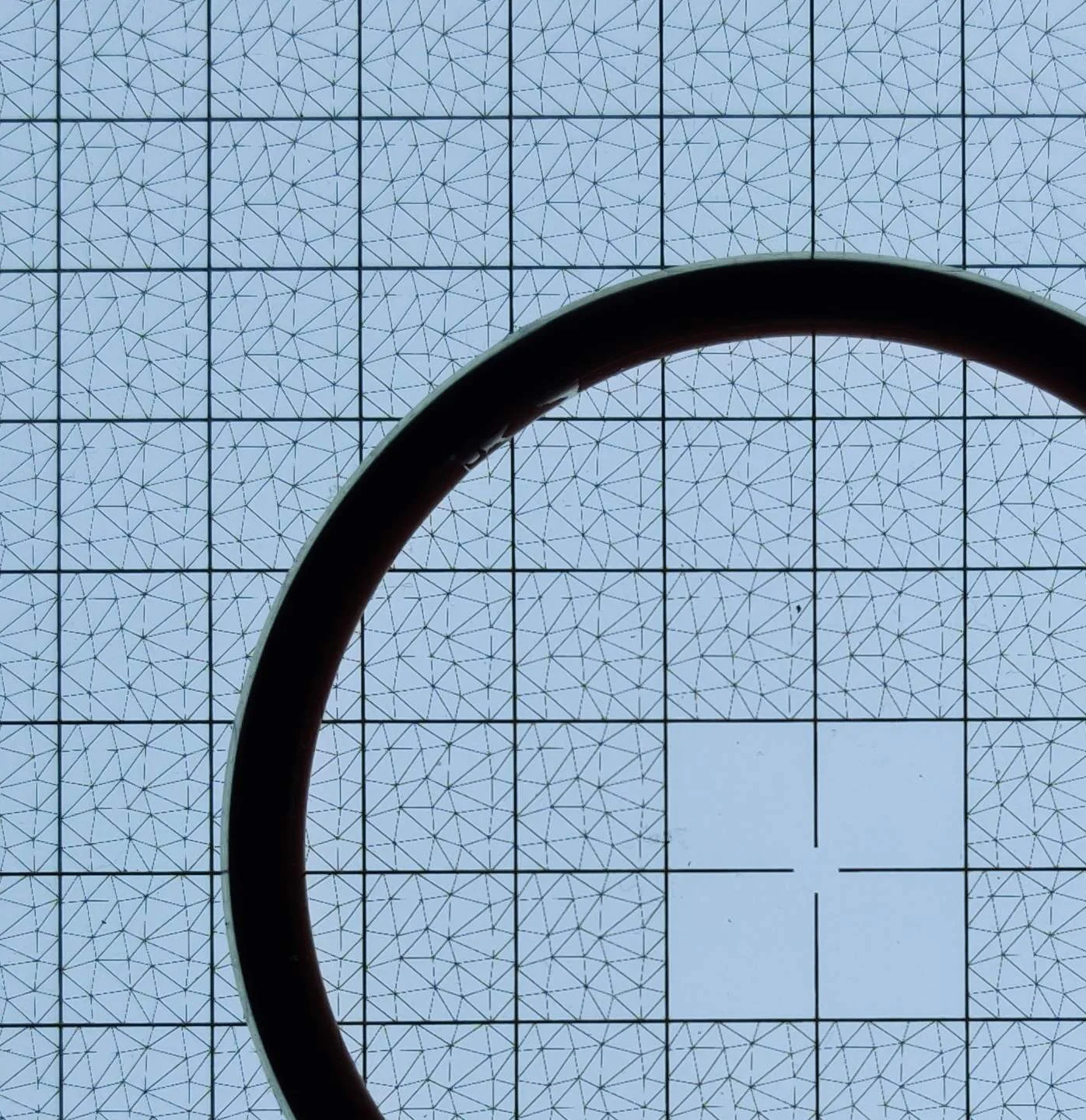 Backlit imaging turns the O-Ring edge into a clean silhouette Example of image quality achievable with the Pro Vision Booth